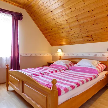 Andrea I Balaton Hévíz