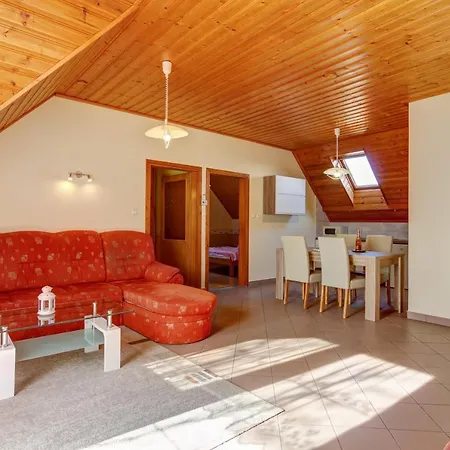 Andrea I Balaton Lejlighed